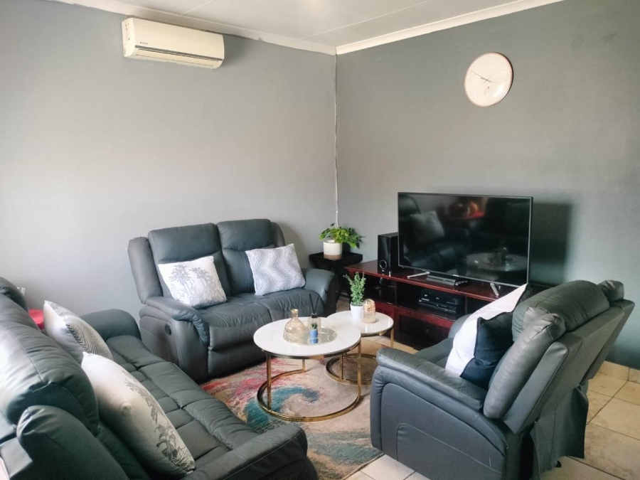 3 Bedroom Property for Sale in Waterval East North West